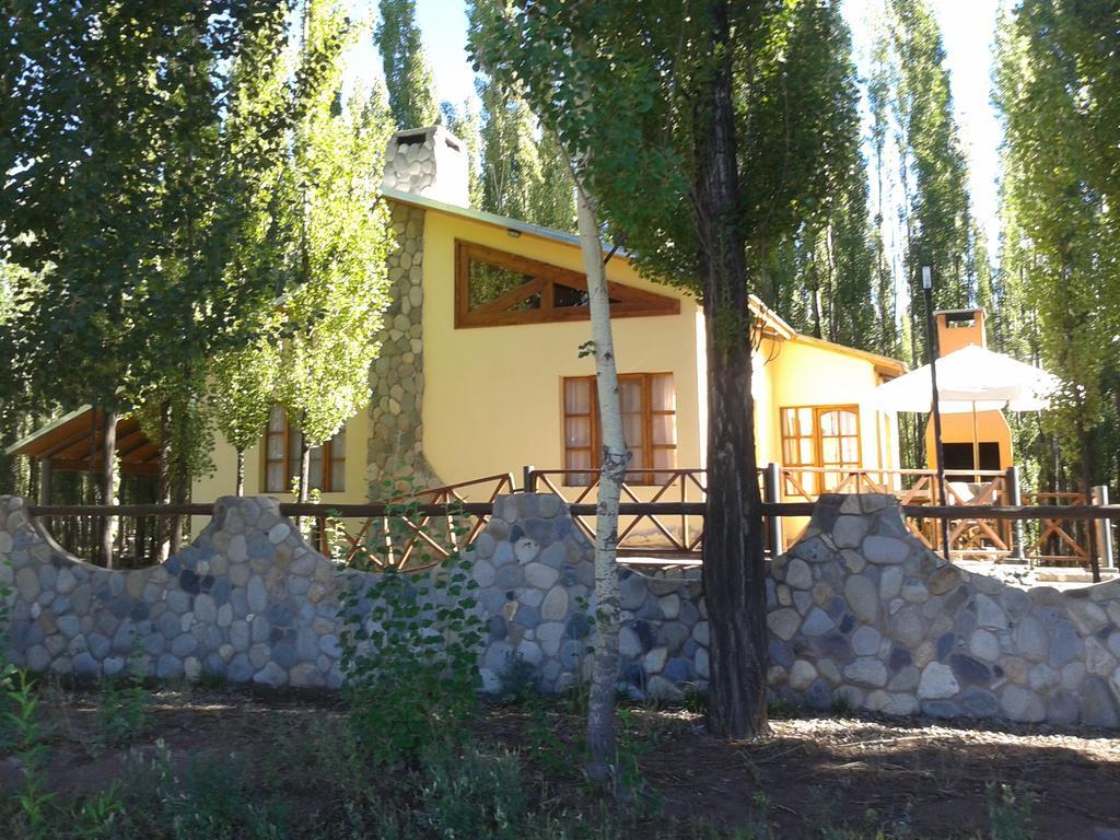 Terrazas En El Bosque Cabanas Malargüe Exterior foto